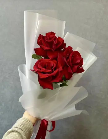 Букет из 3 французских красных роз